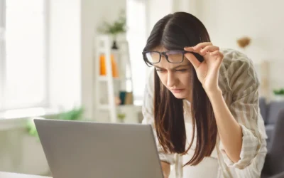 Progressive Lenses vs. Reading Glasses: Which Option Is Right For You?