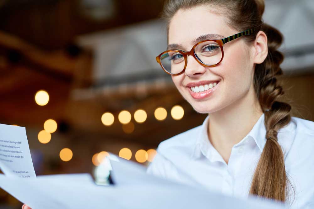 Corporate eyewear benefits and employee purchasing programs